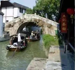 小猫钓鱼游戏龙王版有船